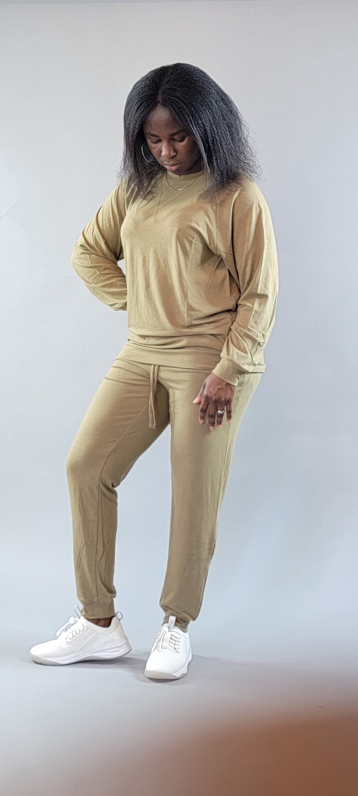 Sophisticated Raglan Sleeve Pullover Pants Set
