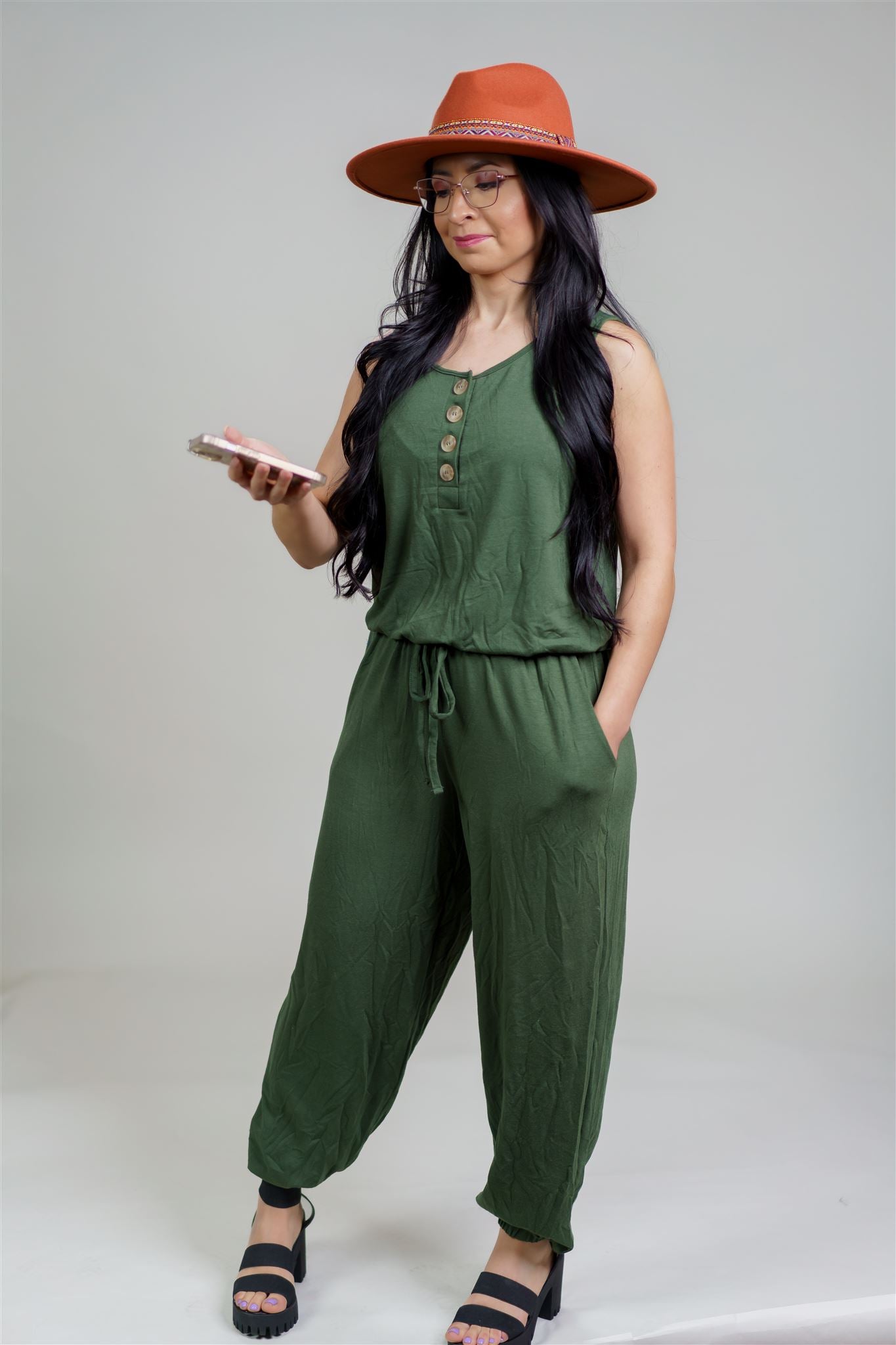 Sleeveless Jumpsuit With Pockets