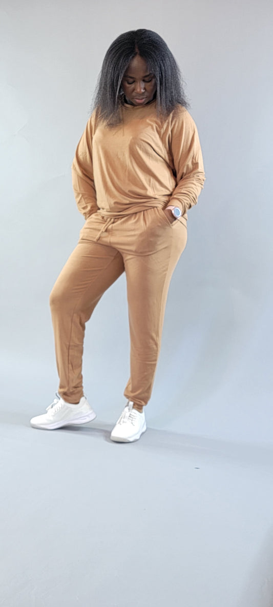 Sophisticated Raglan Sleeve Pullover Pants Set